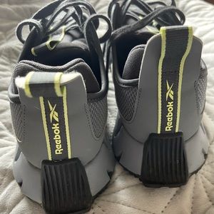 Men Reebok Zig Dynamica Shoes Size 10.5 Running Walking